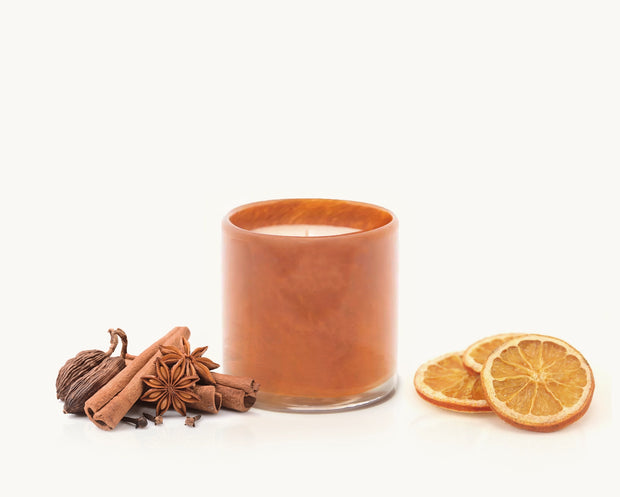 Alixx - Cuir Épicé Cylindre Candle  (Small)