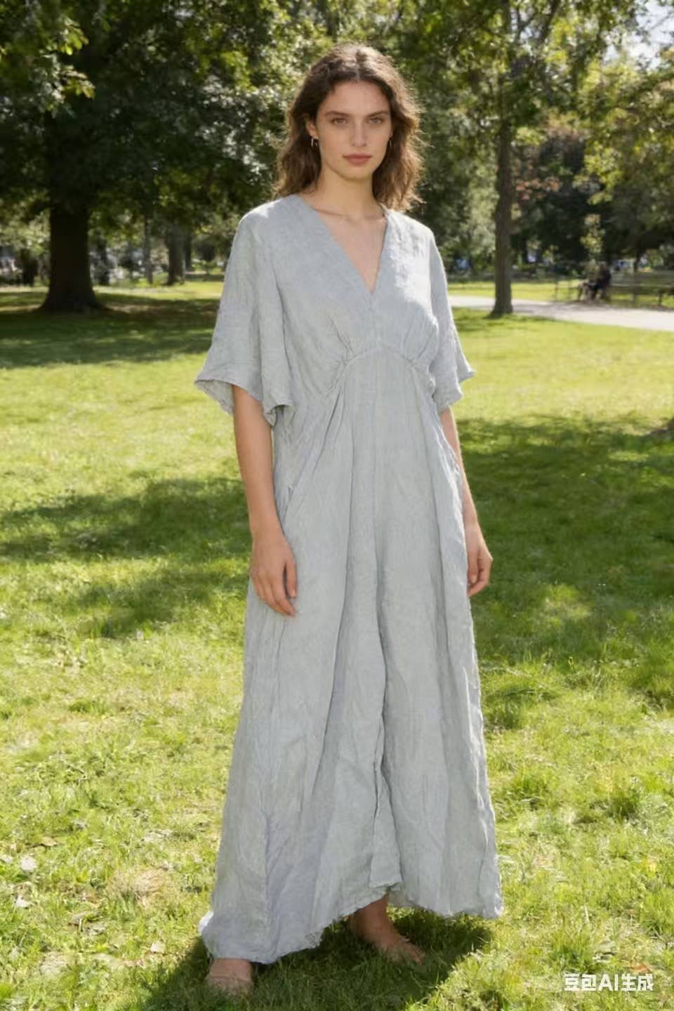LÉA & LUC Flowing V-Neck Linen Maxi Dress