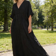 LÉA & LUC Flowing V-Neck Linen Maxi Dress