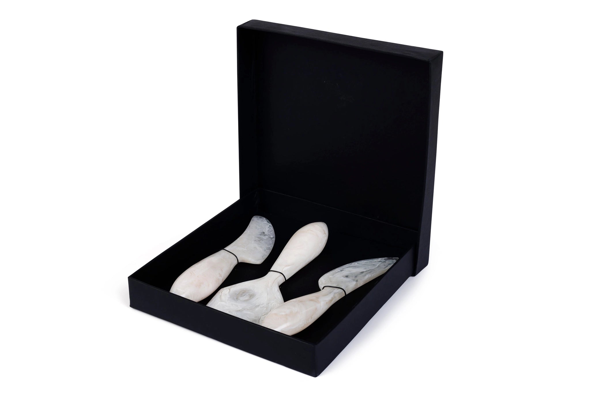 Casa Amorosa Resin Cheese Knife Set