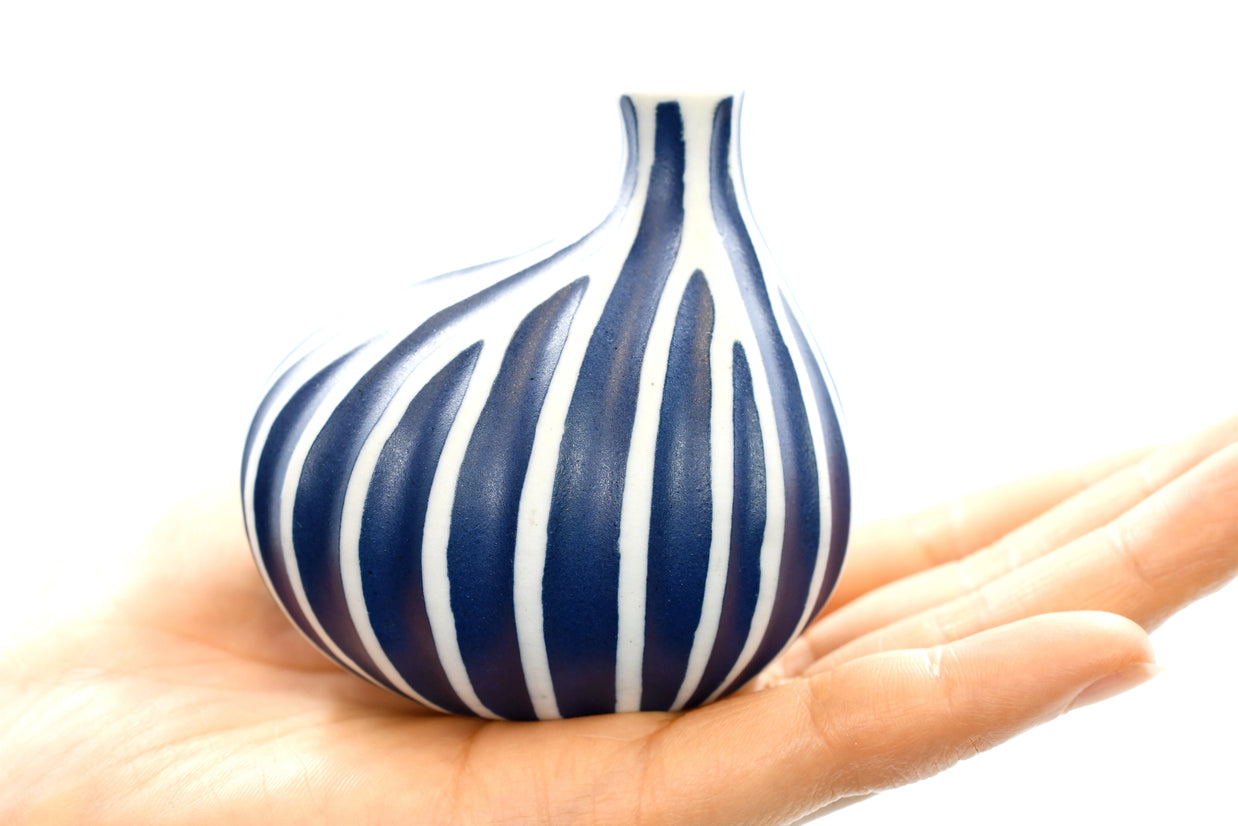 AFT Omo Mini S-Handcrafted Blue Porcelain Bud Vase