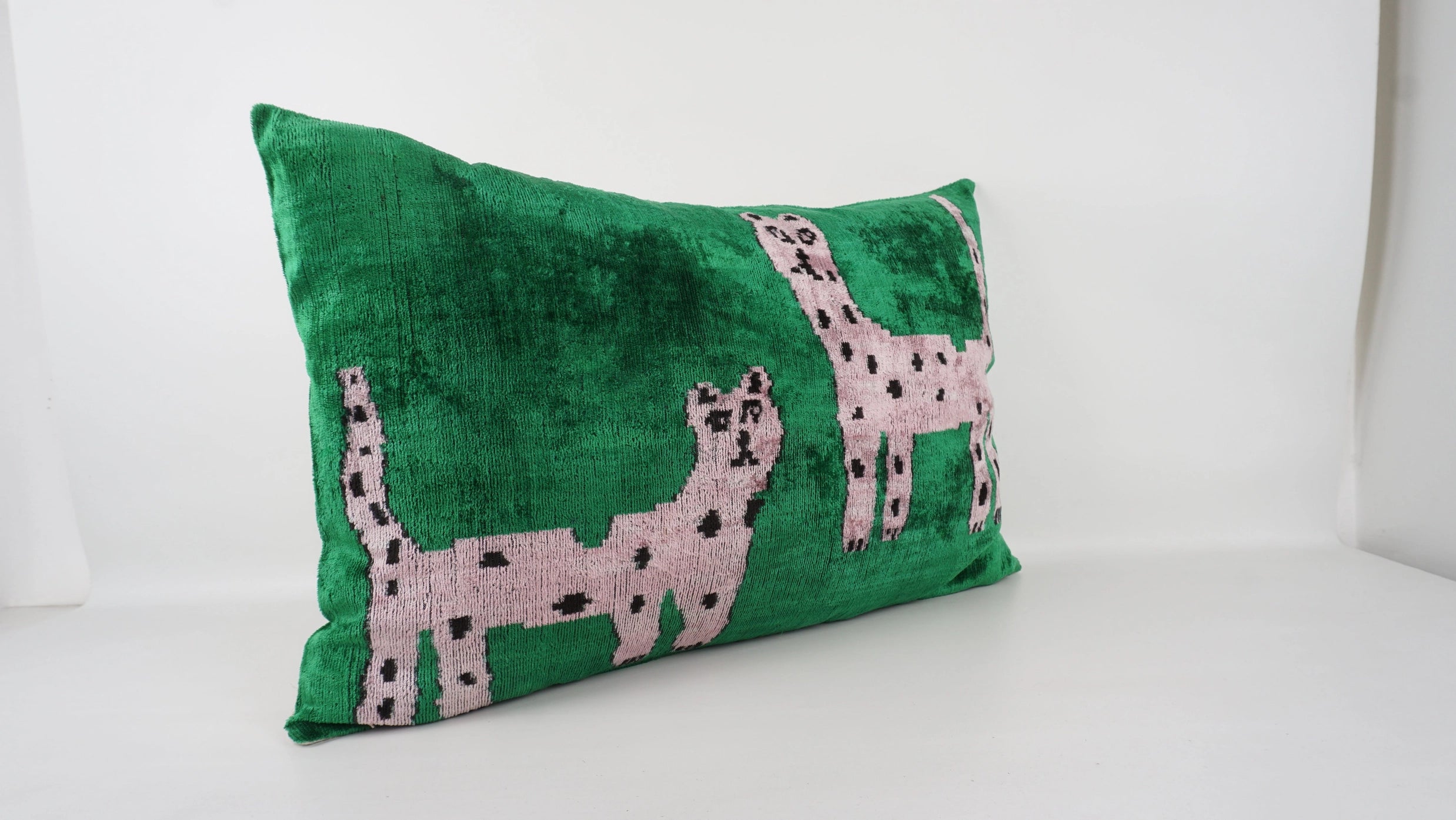 MD Home Lawrence & Pablo - Ikat Silk/Velvet Pillowcase