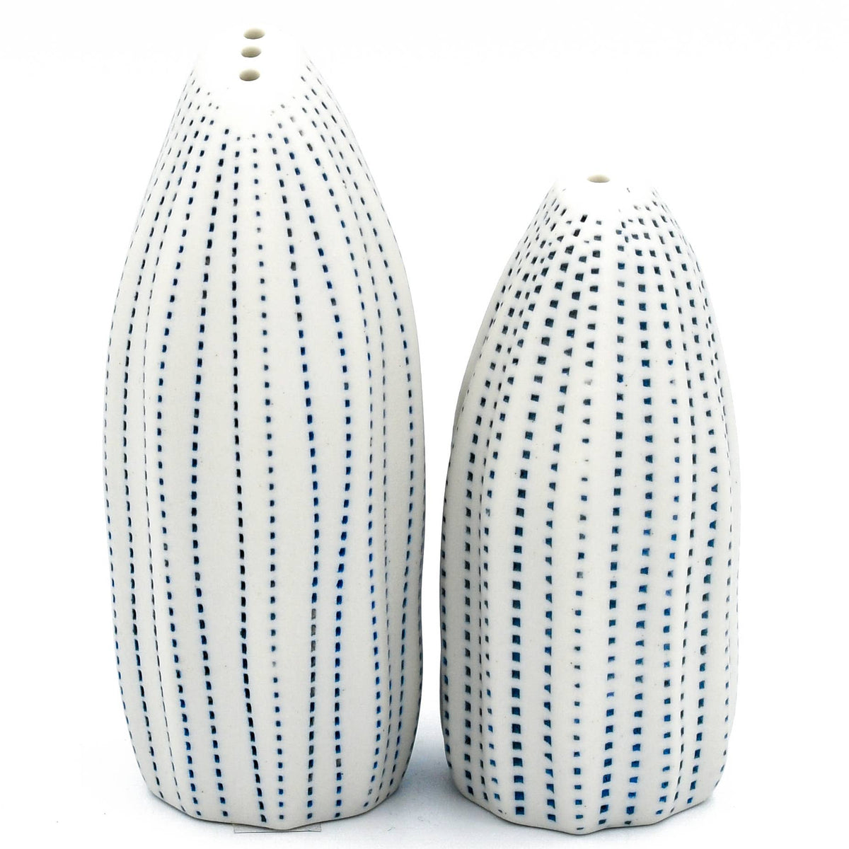 Art Floral Trading Seda Handcrafted Dotted Porcelain Salt and Pepper Shaker Set