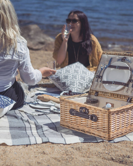 Classic Picnic Basket