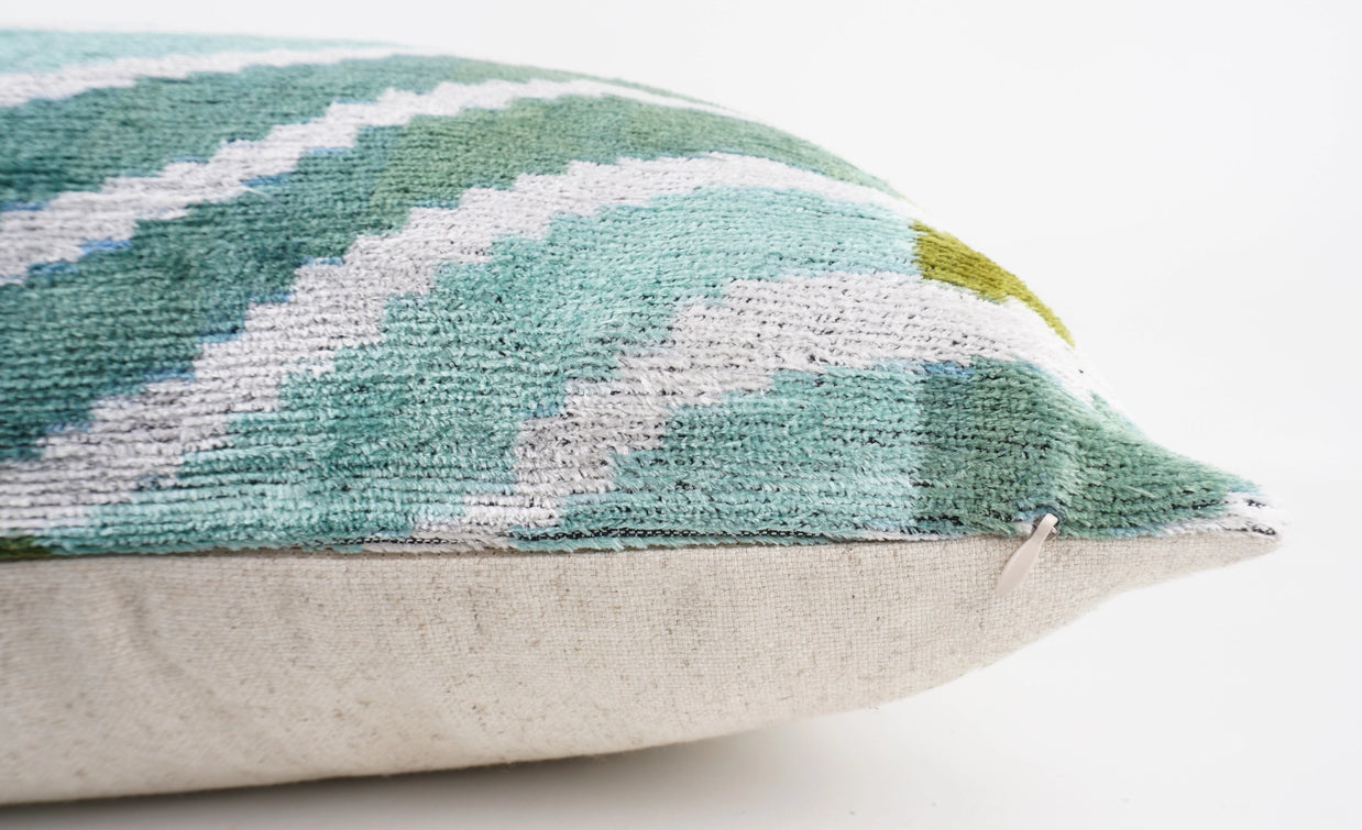 MD Home Handmade Ikat Silk/Velvet Pillowcase