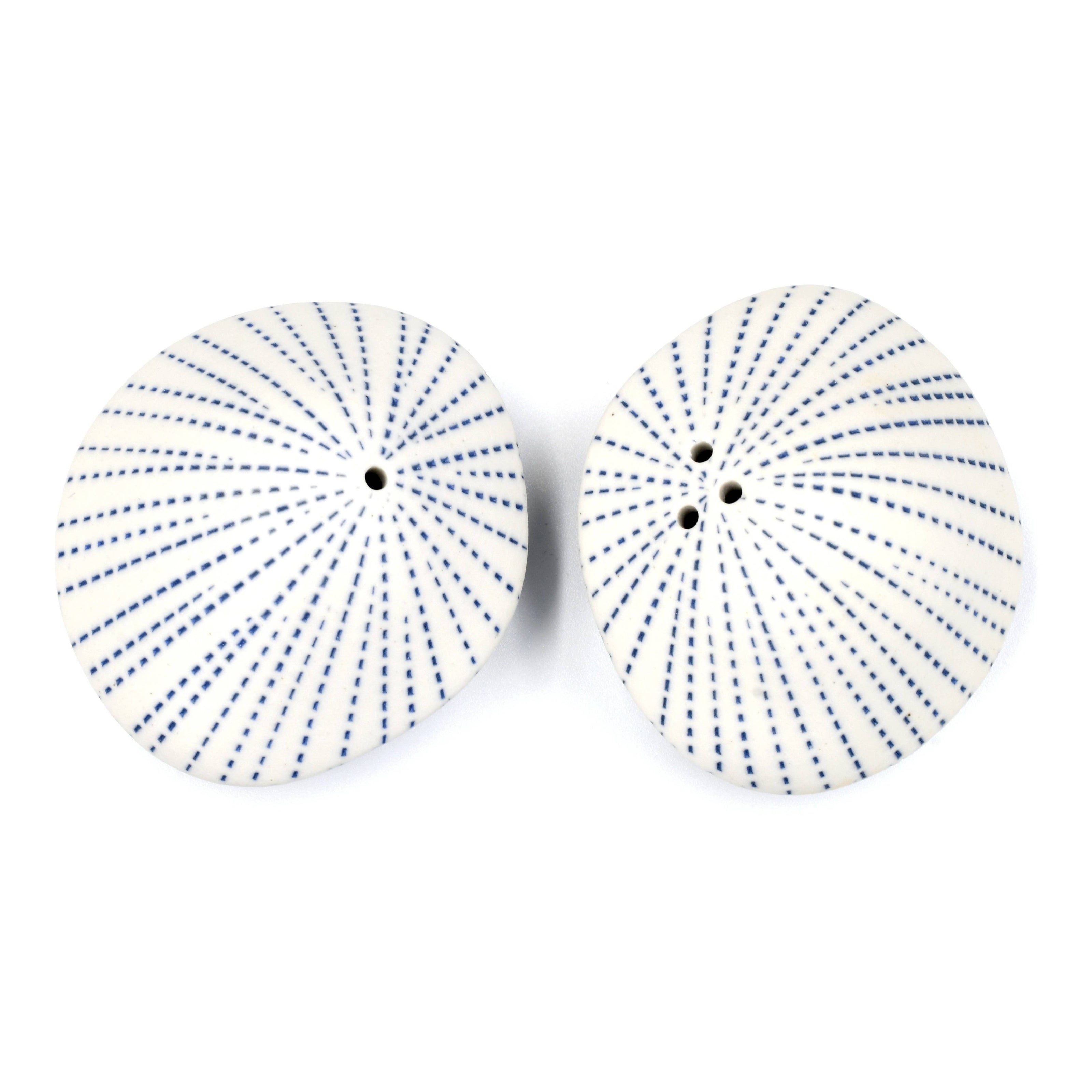 Art Floral Trading Blue Dotted Sea Shell Porcelain Salt and Pepper Shaker Set