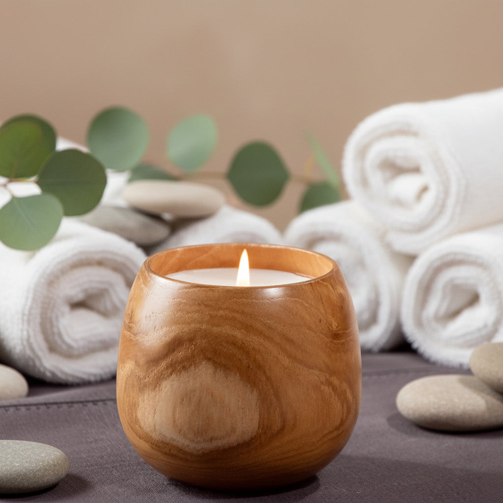 Andaluca Tobacco & Teakwood Candle