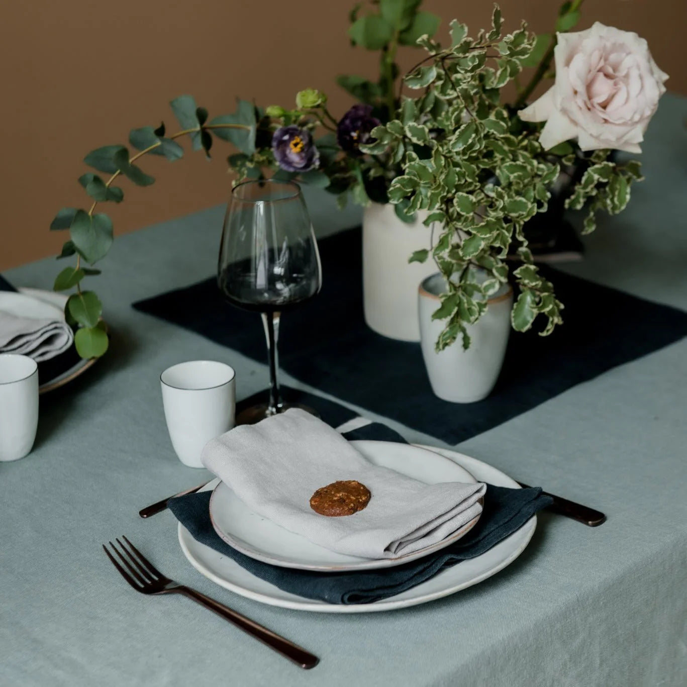 Linen Tales Deep Water Linen Placemat