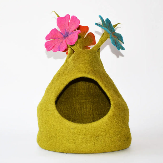 Bouquet Wool Pet Cave - Dharma Dog Karma Cat